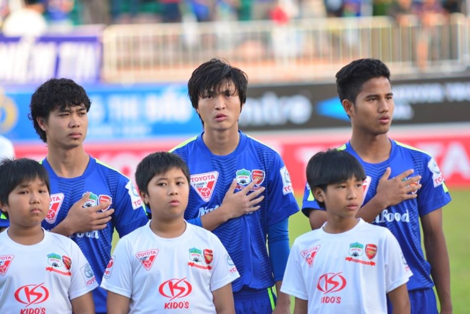 Gia đình Tuấn Anh sẽ có mặt trên sân Lạch Tray ngày 21/1 để cỏ vũ anh cùng đồng đội thi đấu.