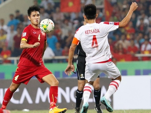 Trung ve DTVN mo trung tam bong da tre hinh anh