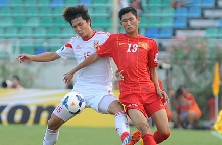 Ngoi sao U19 Viet Nam nhan tham bai 2-6 truoc U19 SLNA hinh anh