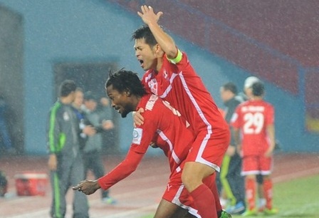 Doi bong ‘Luong Son Bac’ o V.League hinh anh