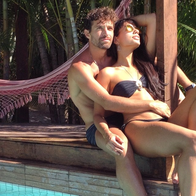 Trong khi các đồng đội cũ tại Hà Nội T&T đang co ro vì cái lạnh của mùa đông miền Bắc