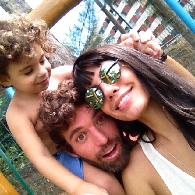 Không còn vướng bận bởi bóng đá, cầu thủ người Brazil có nhiều thời gian hơn dành cho gia đình.