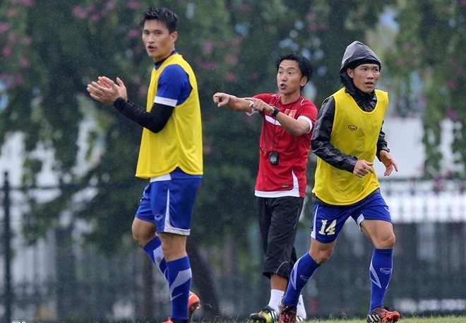 Thu quan tuyen Viet Nam khong chanh long du bi che 'vut di' hinh anh