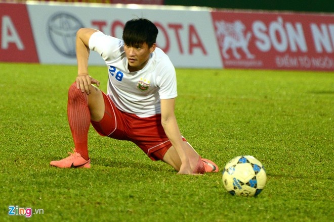 Công Vinh vẫn đang nỗ lực tập luyện để lấy lại phong độ. Ảnh: Nguyễn Quang