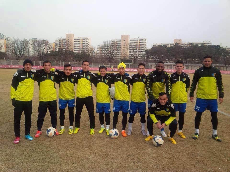 Thanh Luong, Van Quyet tham bai 0-7 ngay cuoi nam hinh anh