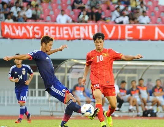 Thang 8-1, U22 Nhat Ban thi uy suc manh thay tro HLV Miura hinh anh