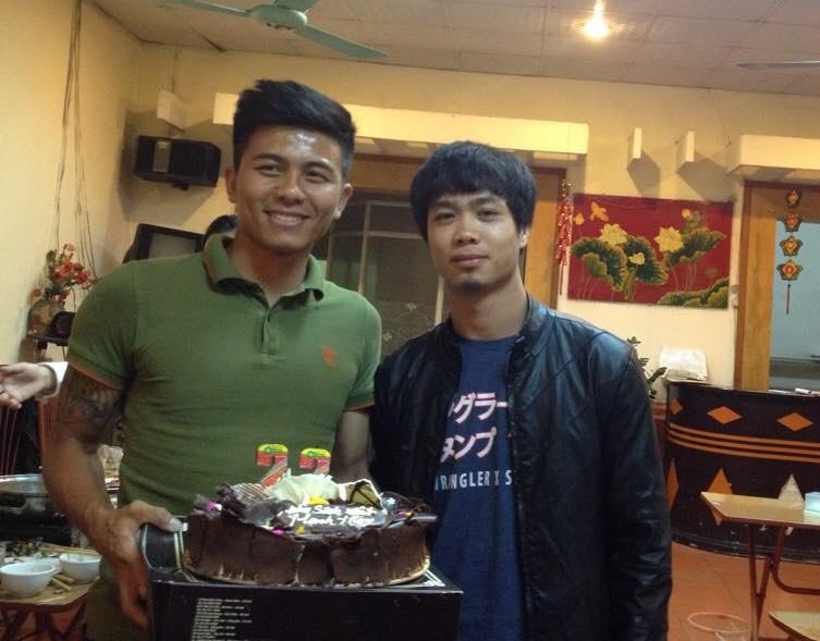 Cong Phuong mung sinh nhat trung ve dan anh o Olympic VN hinh anh