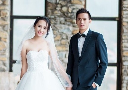 Van Quyet banh bao cung co dau trong bo anh cuoi hinh anh