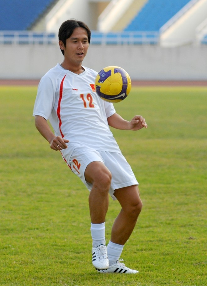 Tiền vệ Nguyễn Minh Phương là thành viên ĐTVN vô địch AFF Cup 2008. Ảnh: Hoàng Hà