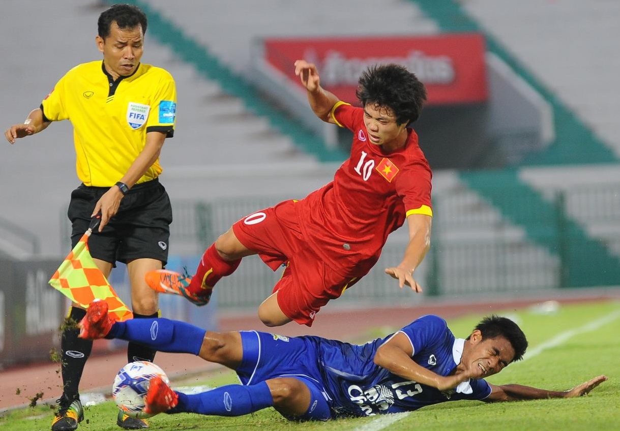 ‘VN khong thua Thai trinh do choi bong nhung thua cach lam’ hinh anh