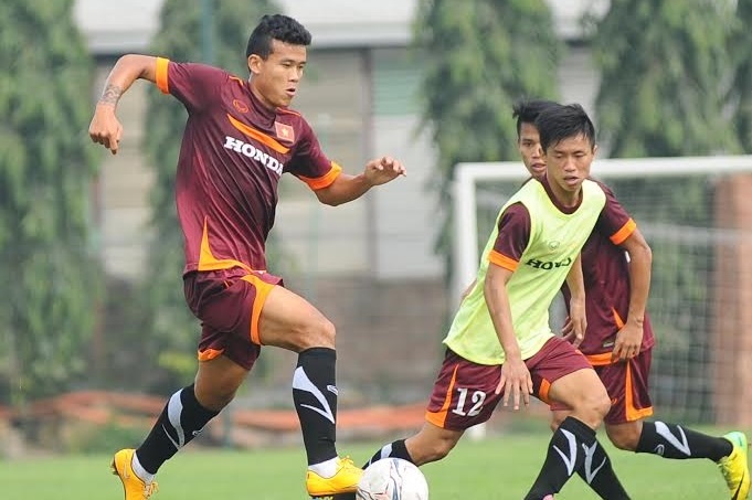 Hau ve U23 Viet Nam tai phat chan thuong co dui hinh anh