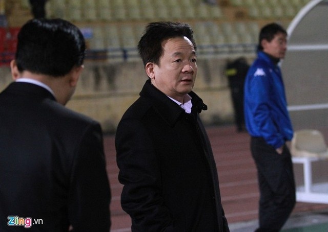 Bầu Hiển bắt tay vào làm bóng đá muộn nhưng nhanh chóng thu được thành công. 