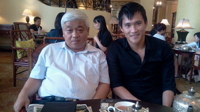 Công Vinh từng làm việc trực tiếp với bầu Kiên trước khi chuyển về thi đấu cho CLB bóng đá Hà Nội năm 2012. Ảnh: Tuổi trẻ