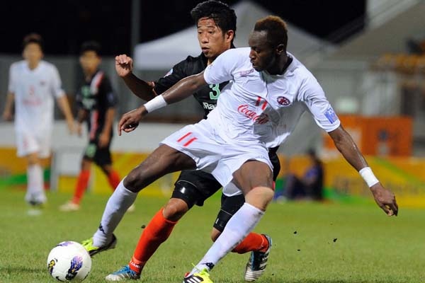 HAGL dung ‘hang dat’ tu giai hang Nhat Thai Lan hinh anh