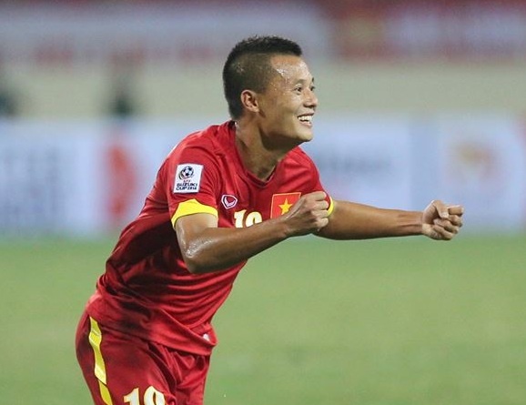 Duong kim Qua bong vang chia tay doi tuyen Viet Nam hinh anh