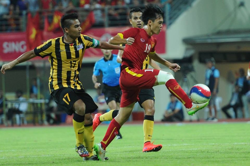 Tiền đạo Văn Toàn trong pha ghi bàn vào lưới U23 Malaysia. Ảnh: Anh Tuấn