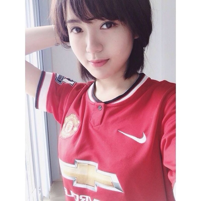 Nguyễn Tú Linh là cổ động viên nổi tiếng