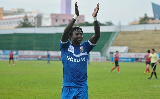 Tiền đạo Abass giữ vai trò quan trọng nhất trên hàng tấn công của CLB Bình Dương. Ảnh: Nguyễn Đăng