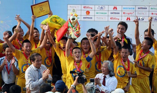 U17 SLNA từng 8 lần vào chung kết và 7 lần giành ngôi vô địch - một kỷ lục của bóng đá Việt Nam.