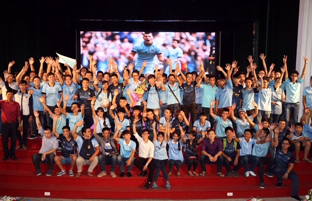 So với nhiều hội CĐV khác, Hội CĐV Man City tại Việt Nam có tuổi đời non trẻ và vẫn còn nhiều