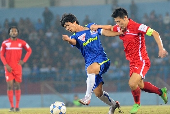 HLV Le Thuy Hai: ‘HAGL da thoi mua may, bieu dien’ hinh anh