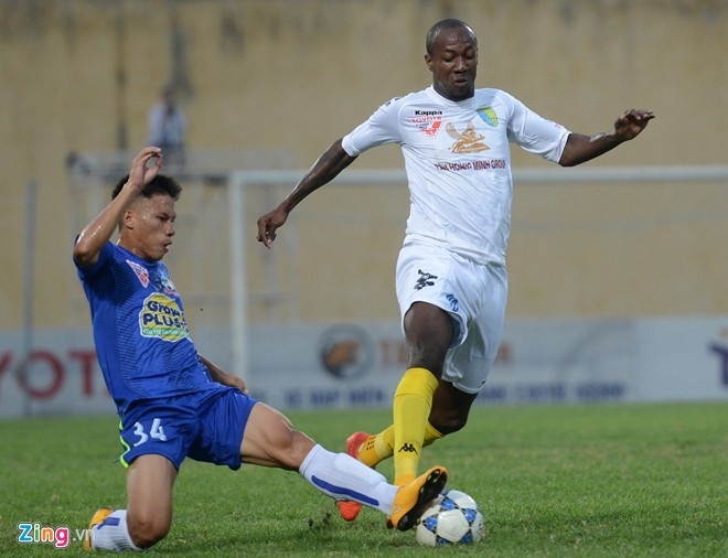 Daneil Cyrus trong màu áo Hà Nội T&T. Ảnh: Anh Tuấn