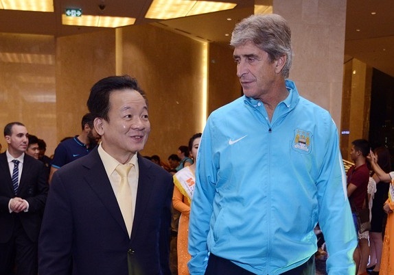 Bau Hien bi ve si cua Man City khong cho vao phong an hinh anh