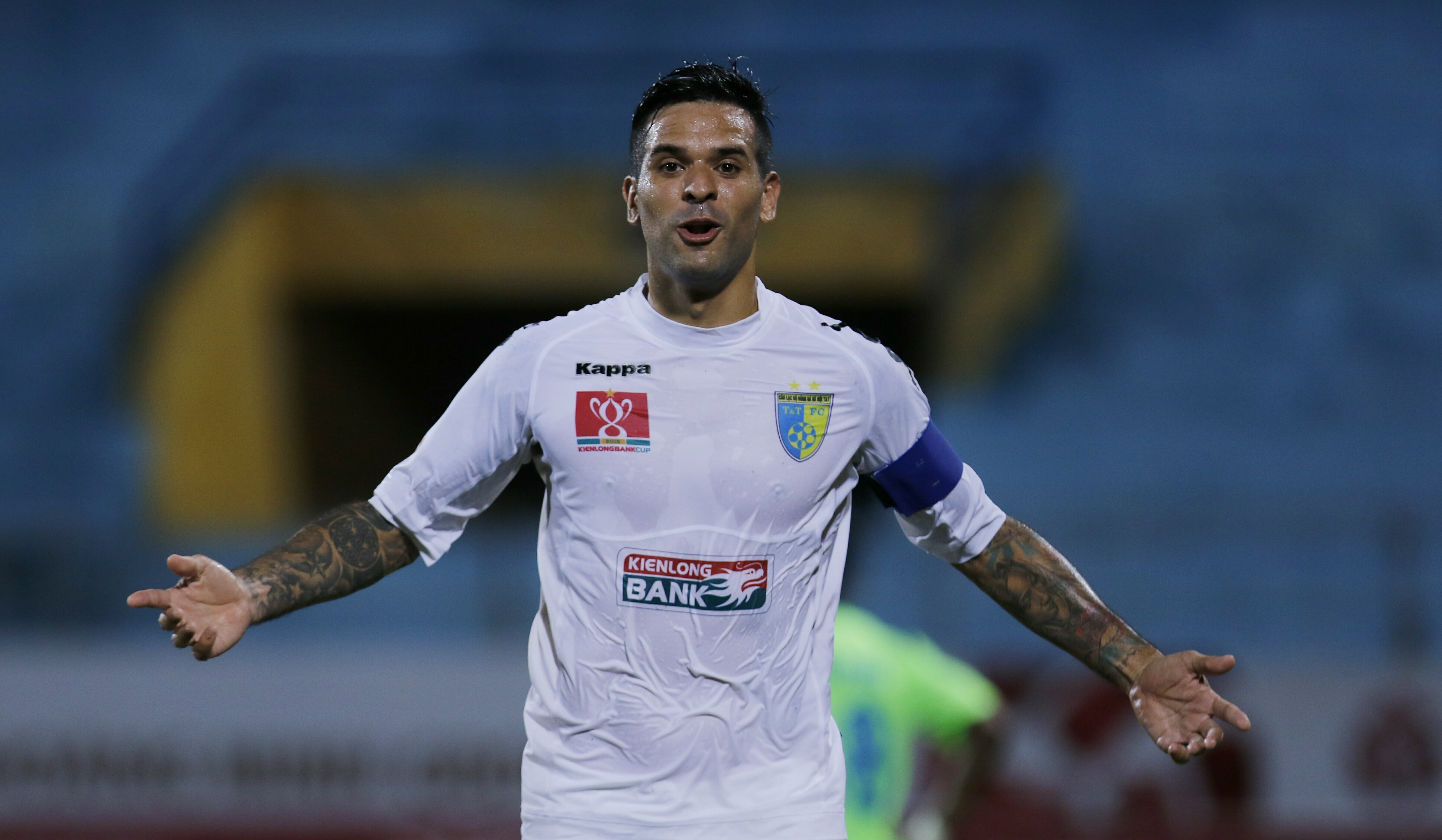 Gonzalo lập cú đúp trong chiến thắng đậm của Hà Nội T&T.