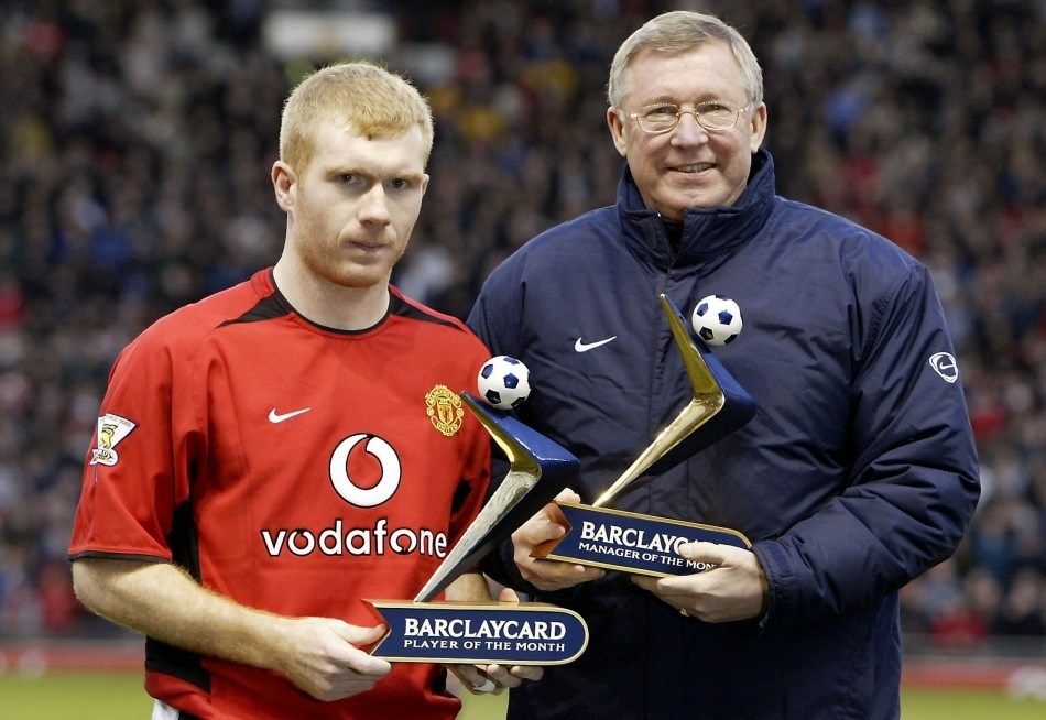 Chu tich CLB V.League hoc theo bi quyet cua Alex Ferguson hinh anh