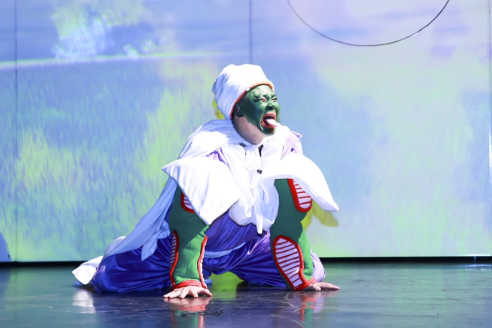 Tu Long hoa dai ma vuong anh 1