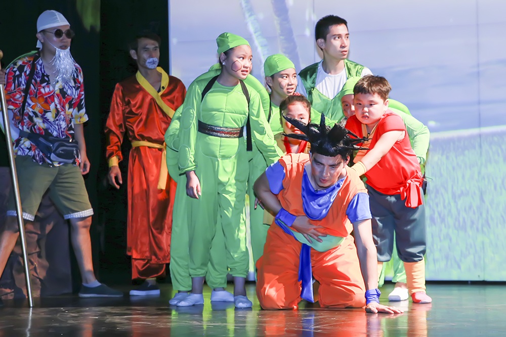 Tu Long hoa dai ma vuong anh 8