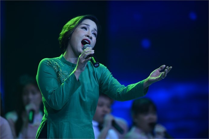 Tinh ca (Pham Duy) - My Linh hinh anh