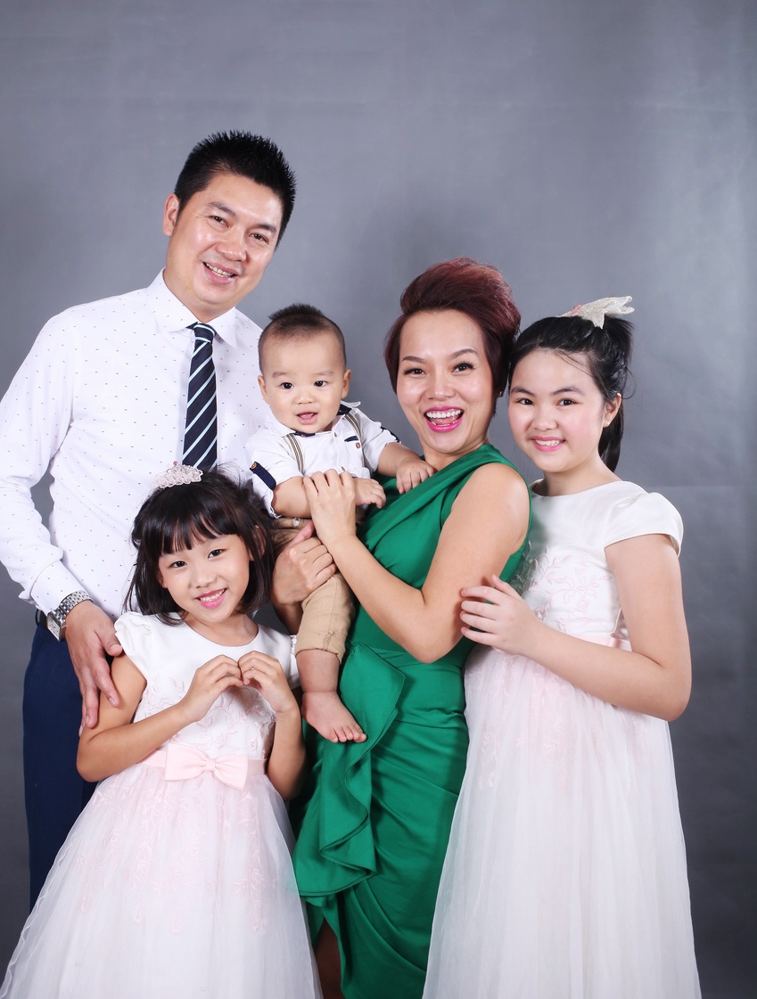 Thai Thuy Linh trong bo anh moi anh 2