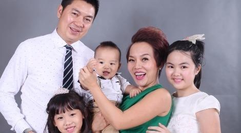 Thai Thuy Linh khoe 'con anh con em con chung ta' hinh anh