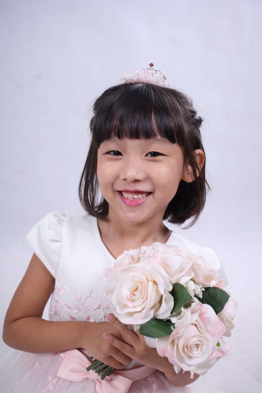 Thai Thuy Linh trong bo anh moi anh 3