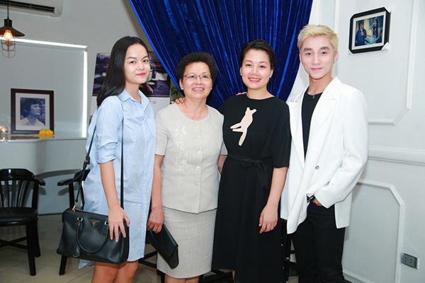 Sơn Tùng hát nhạc An Thuyên ảnh 3 Son Tung hat nhac An Thuyen anh 3