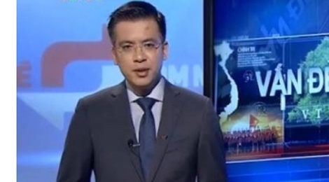 Ly do BTV Quang Minh roi ban tin thoi su VTV 19h hinh anh