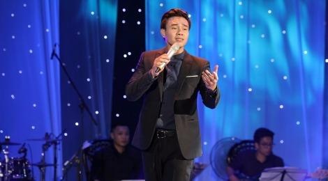 Co nhac si An Thuyen tro ve que nha trong tieng nhac au o hinh anh