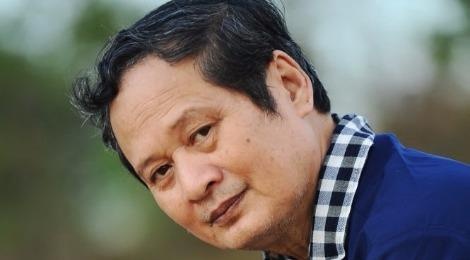 Nhac si An Thuyen thuong viet nhac sau khi xem bong da hinh anh