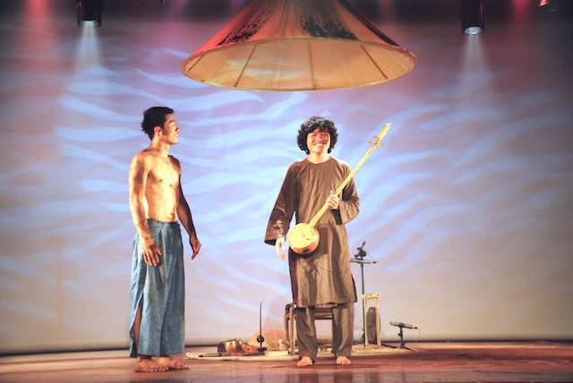 Trailer Non hinh anh