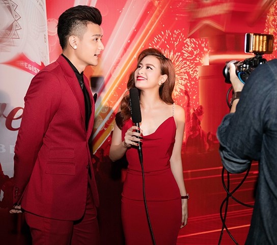 Hoàng Thùy Linh, Vĩnh Thụy ảnh 2 Hoang Thuy Linh, Vinh Thuy anh 2