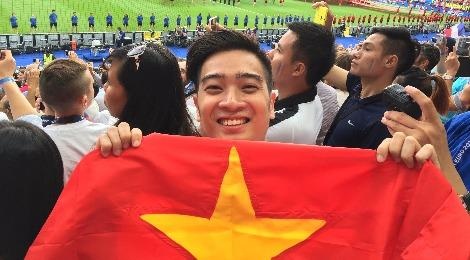 Slim V mang co Viet Nam den Chung ket Euro 2016 hinh anh