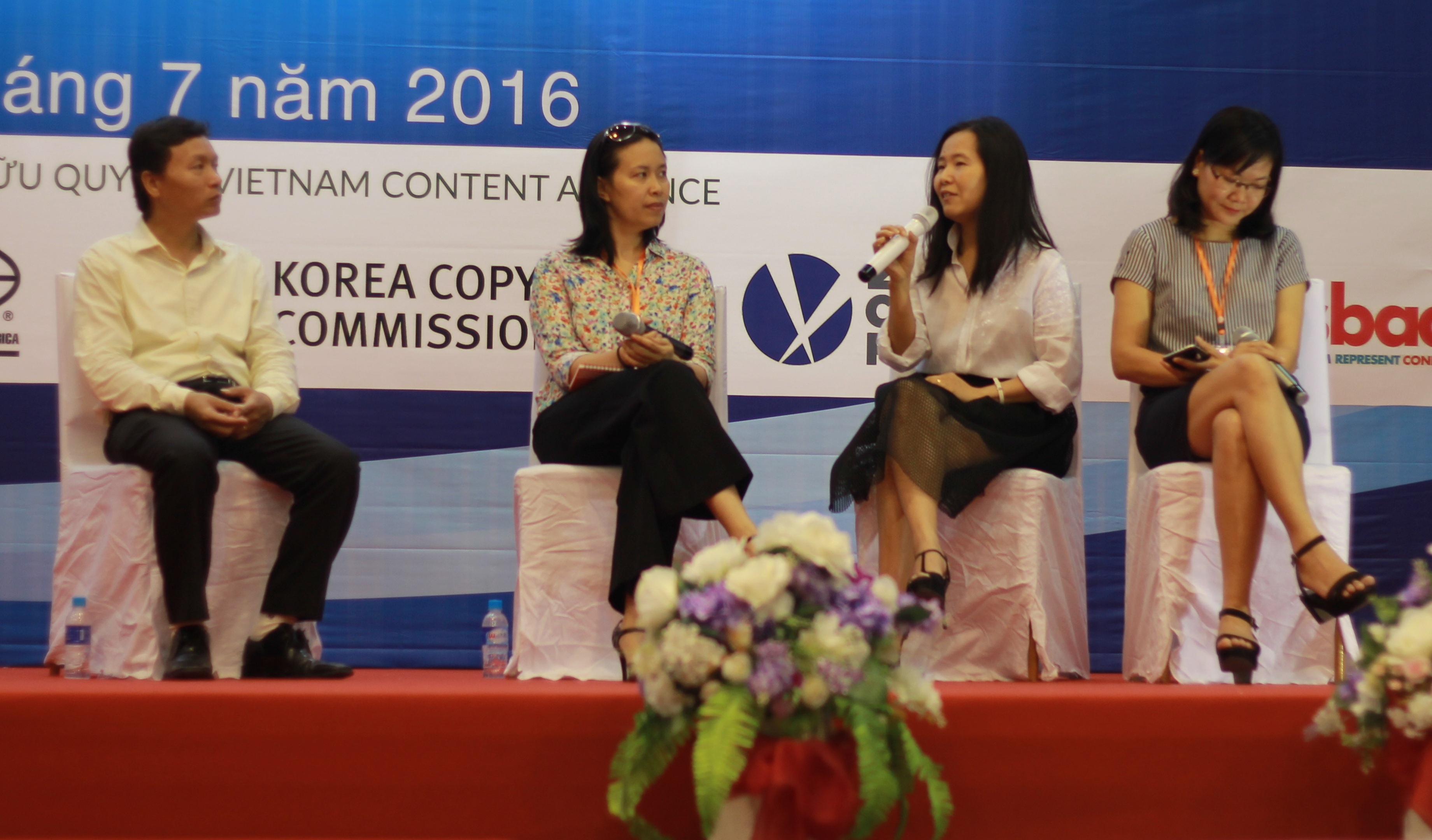 quang cao sex tren web phim lau anh 1