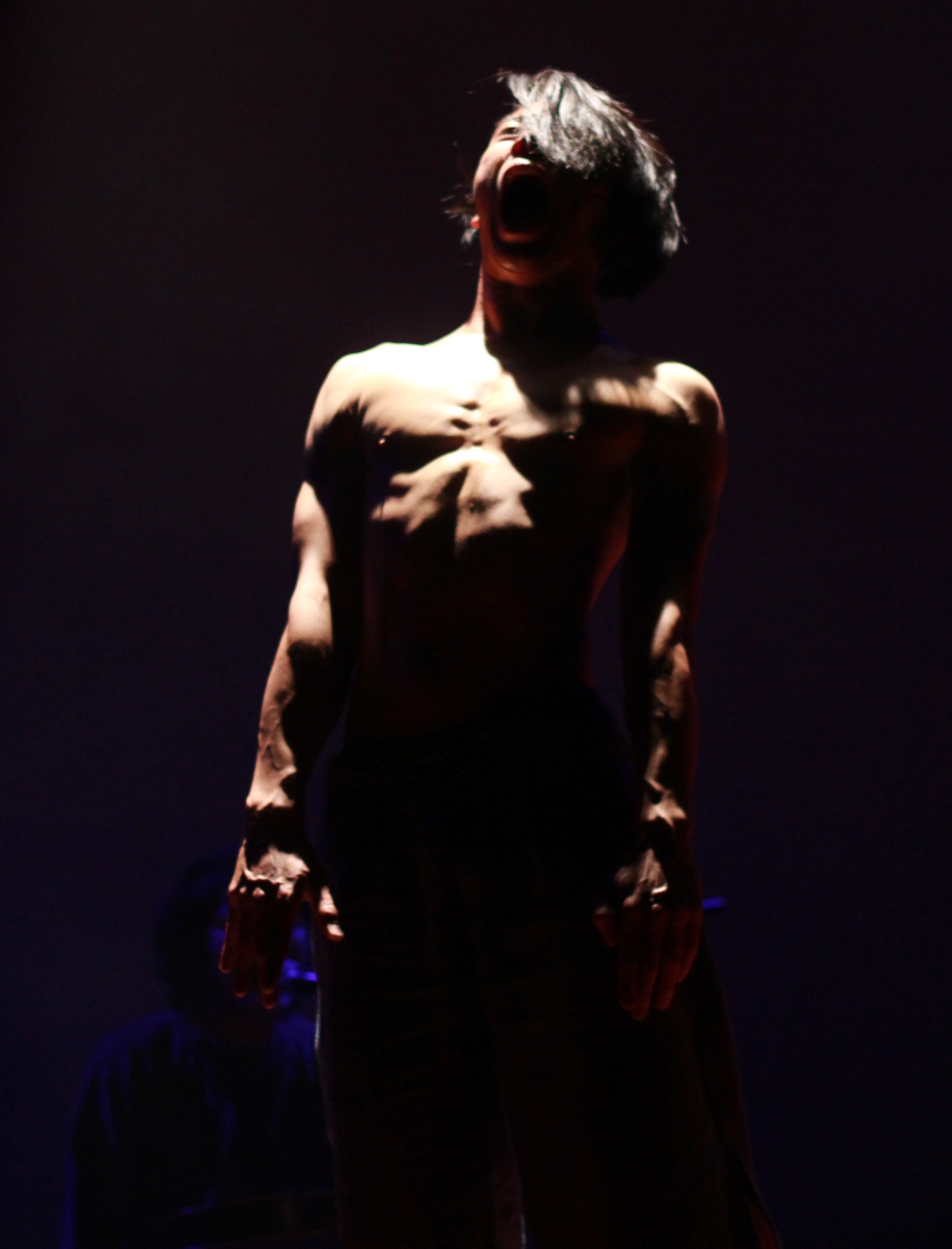 Nón. trời đất ảnh 1 Non. troi dat anh 1