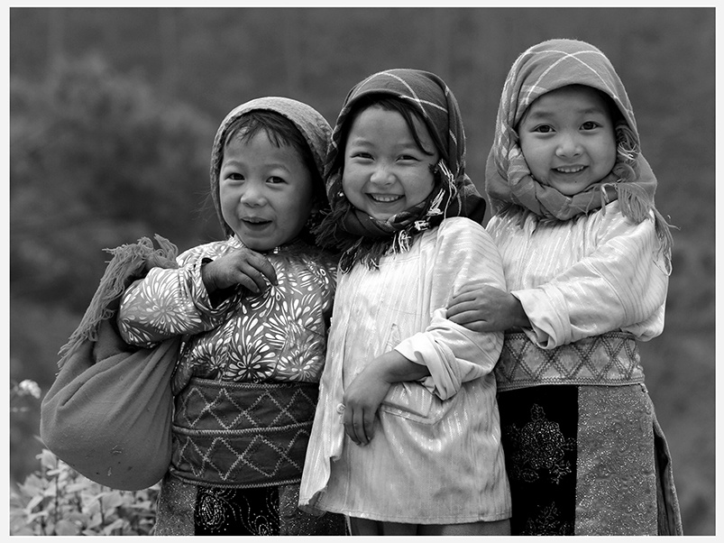 trien lam anh gay quy tu thien anh 2