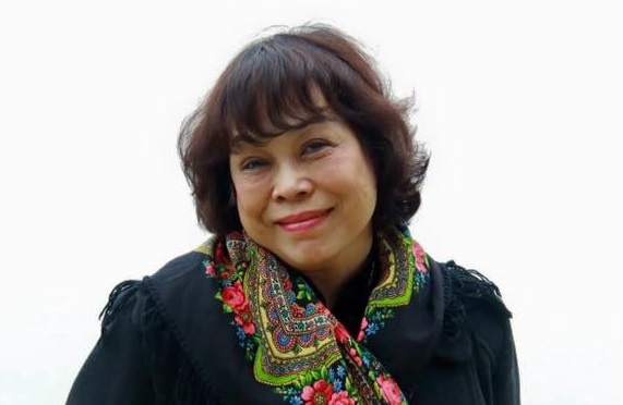 Tho Nguyen Thi Minh Thai: Noi va tach, manh me va yeu mem hinh anh