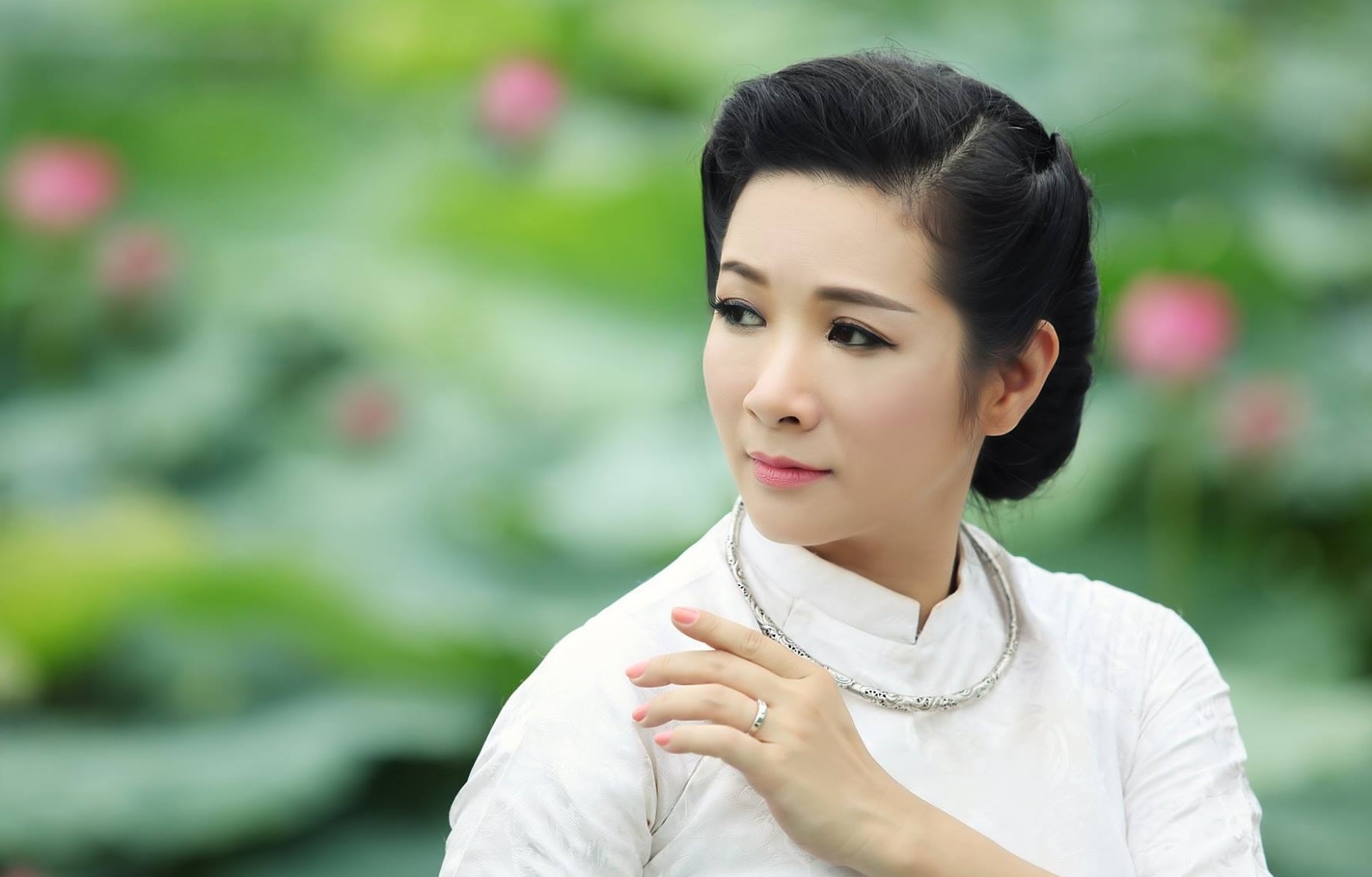 Thanh Thanh Hien tro lai san khau trong dem nhac ve Bac Ho hinh anh