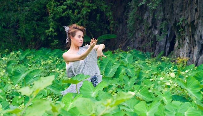 Bánh trôi nước Hoàng Thùy Linh ảnh 2 Banh troi nuoc Hoang Thuy Linh anh 2