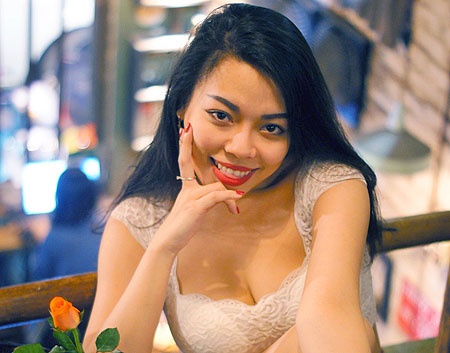 Ca si Ha Linh gop mat trong dem dien xam mung le Vu Lan hinh anh