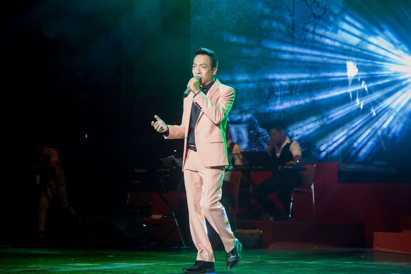 hát về Bác Hồ ảnh 1 hat ve Bac Ho anh 1